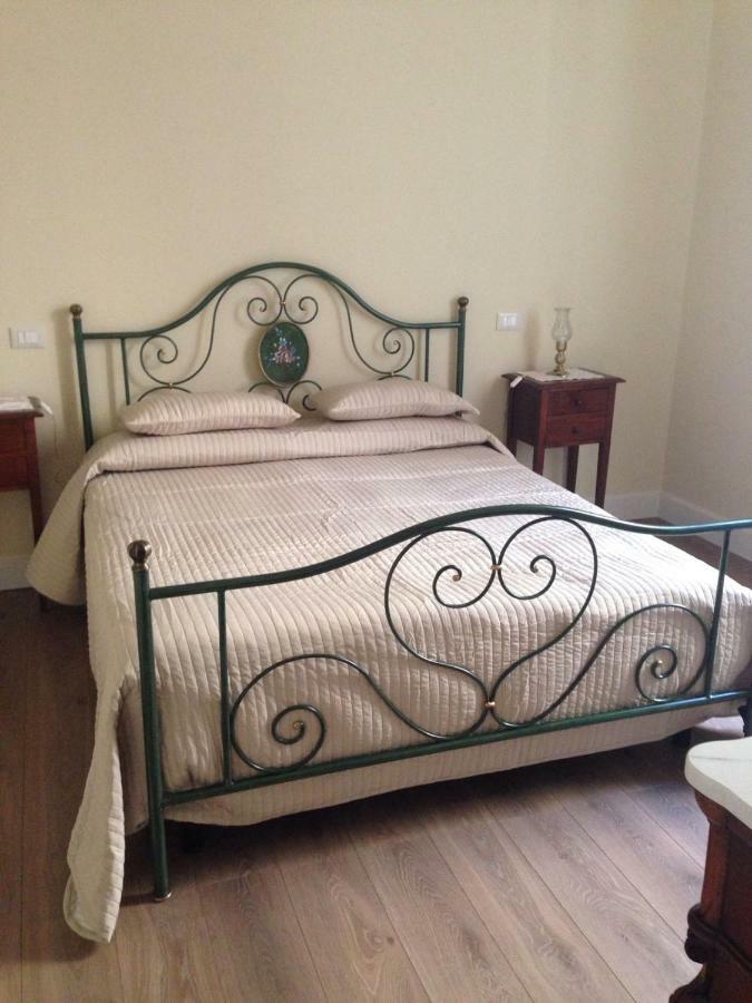 Residenza D'Aste Apartment อัลเบงกา ภายนอก รูปภาพ